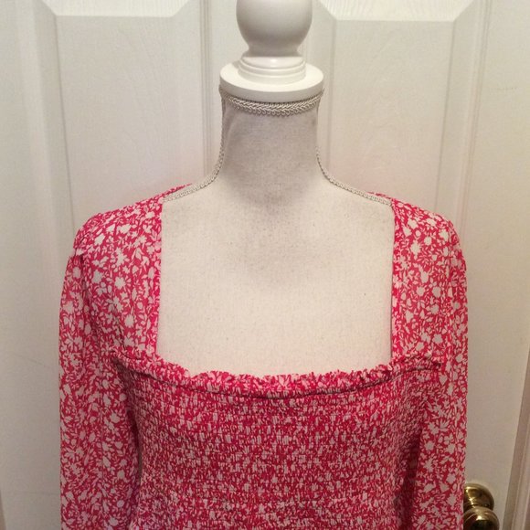 Torrid Top 1 Dark Pink White Floral Print Smocked - Picture 7 of 14